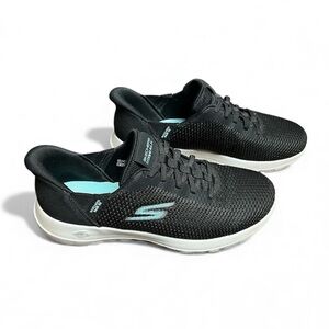 Skechers Black/Aqua Hands Free Swift Fit Goga Mat Mesh Sneakers, Women’s 8